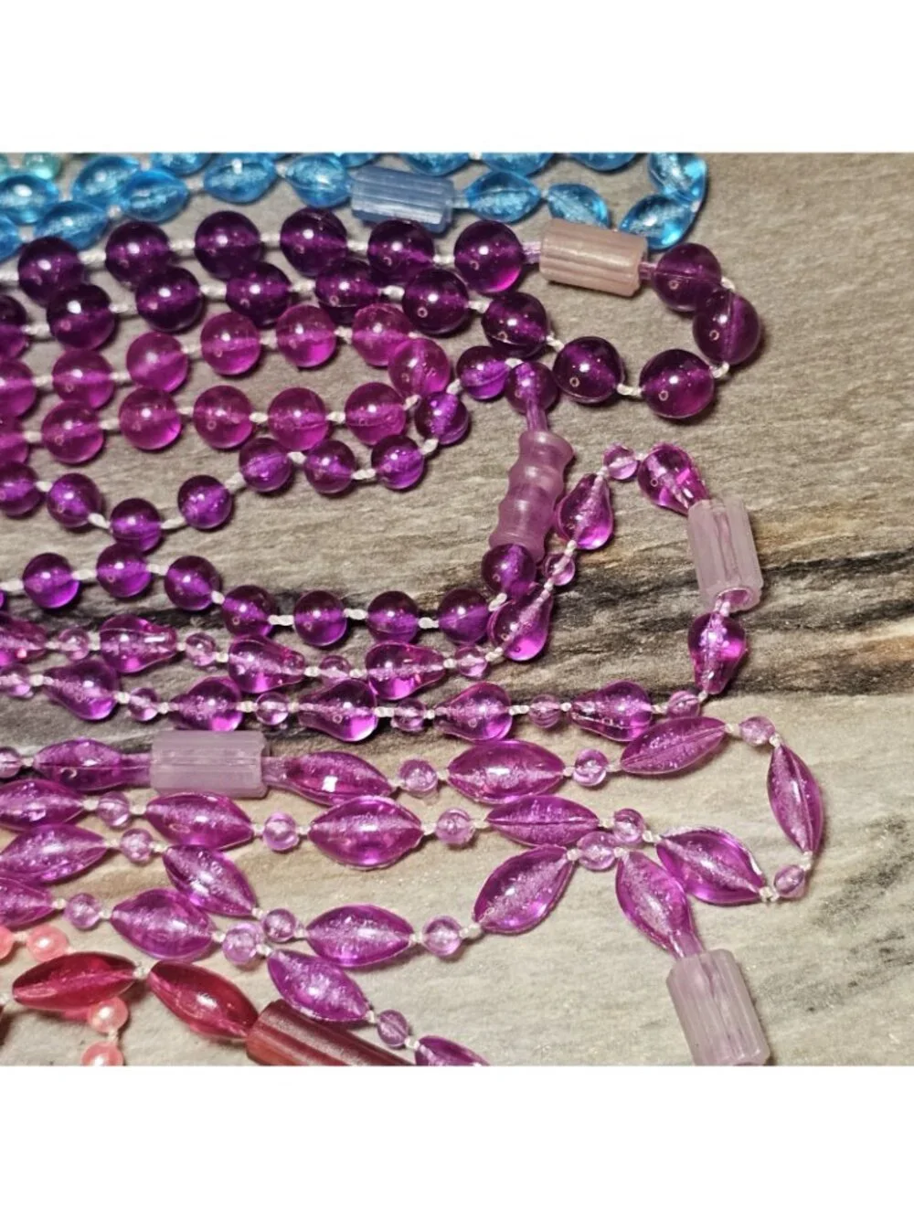 VTG Plastic Beaded Necklaces Lucite 60s 70s Doubloon Krewe Atlas 42 Pcs Rainbow